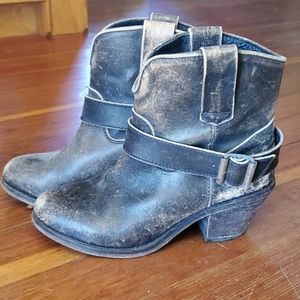 Corral Indie Spirit Roubd Toe Boots